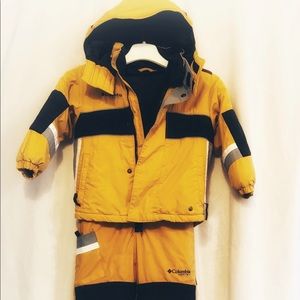 Columbia 2-piece Kids 4T Snow overall & coat